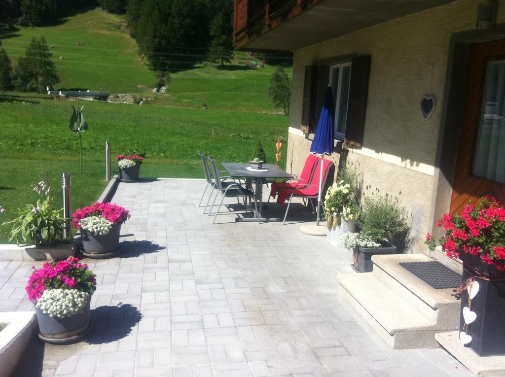 Apartment Enzian Saas-Grund Exterior foto